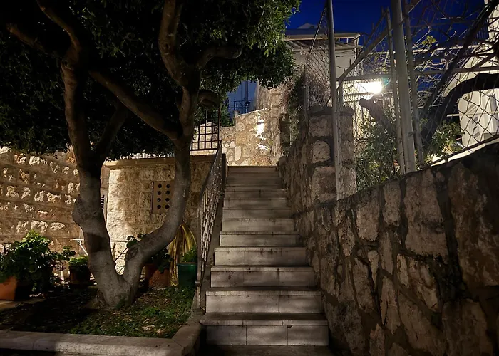 Cosy apartment close to Lapad promenade&beach * Dubrovnik