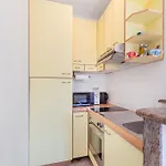 Cosy Near Lapad Bay Daire