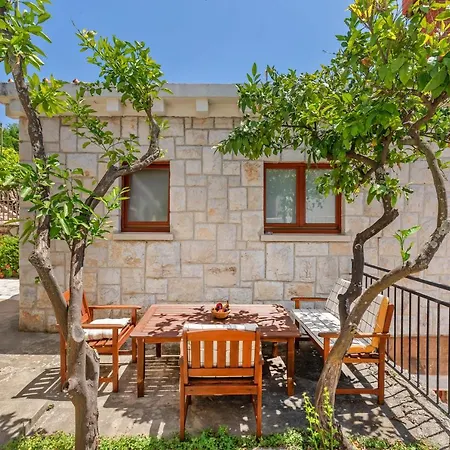 Cosy Close To Lapad Promenade And Apartment Dubrovnik