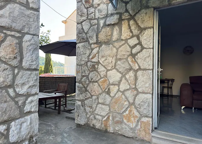 Cosy Close To Lapad Promenade And * دوبروفينك